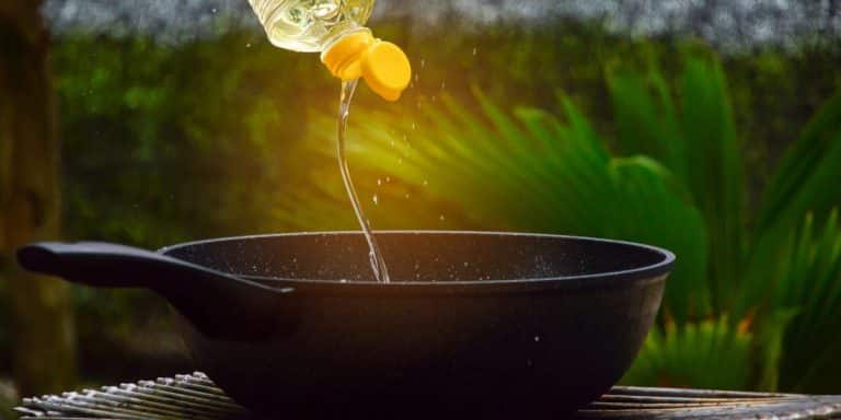 The Best Oil For Seasoning Cast Iron