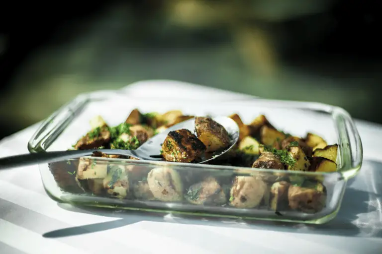 Can You Put Pyrex on the Grill: Why It’s Unsafe
